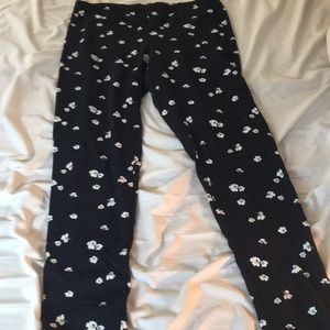 Black leggings with off white flower print